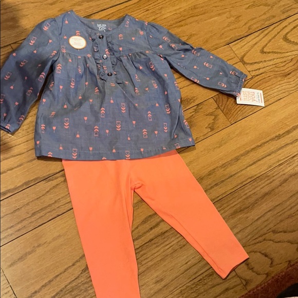 Carter's Set -18 months New with Tags.
